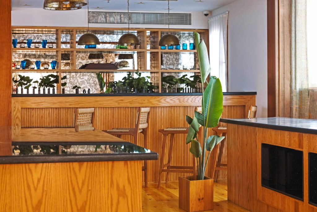 The Merkaba Photo of the Dining hall on Per Ba Luxury Dahabya