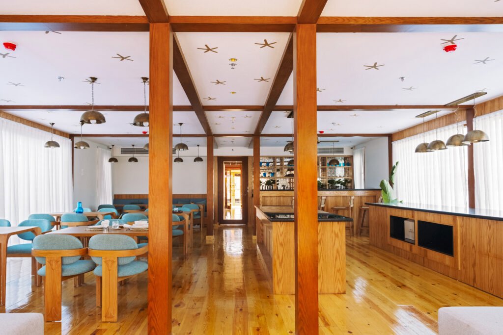 The Merkaba Photo of the Dining hall on Per Ba Luxury Dahabya